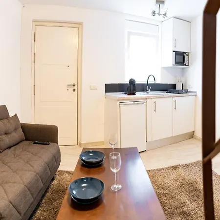 Gav Cerrillo Apartment Ronda